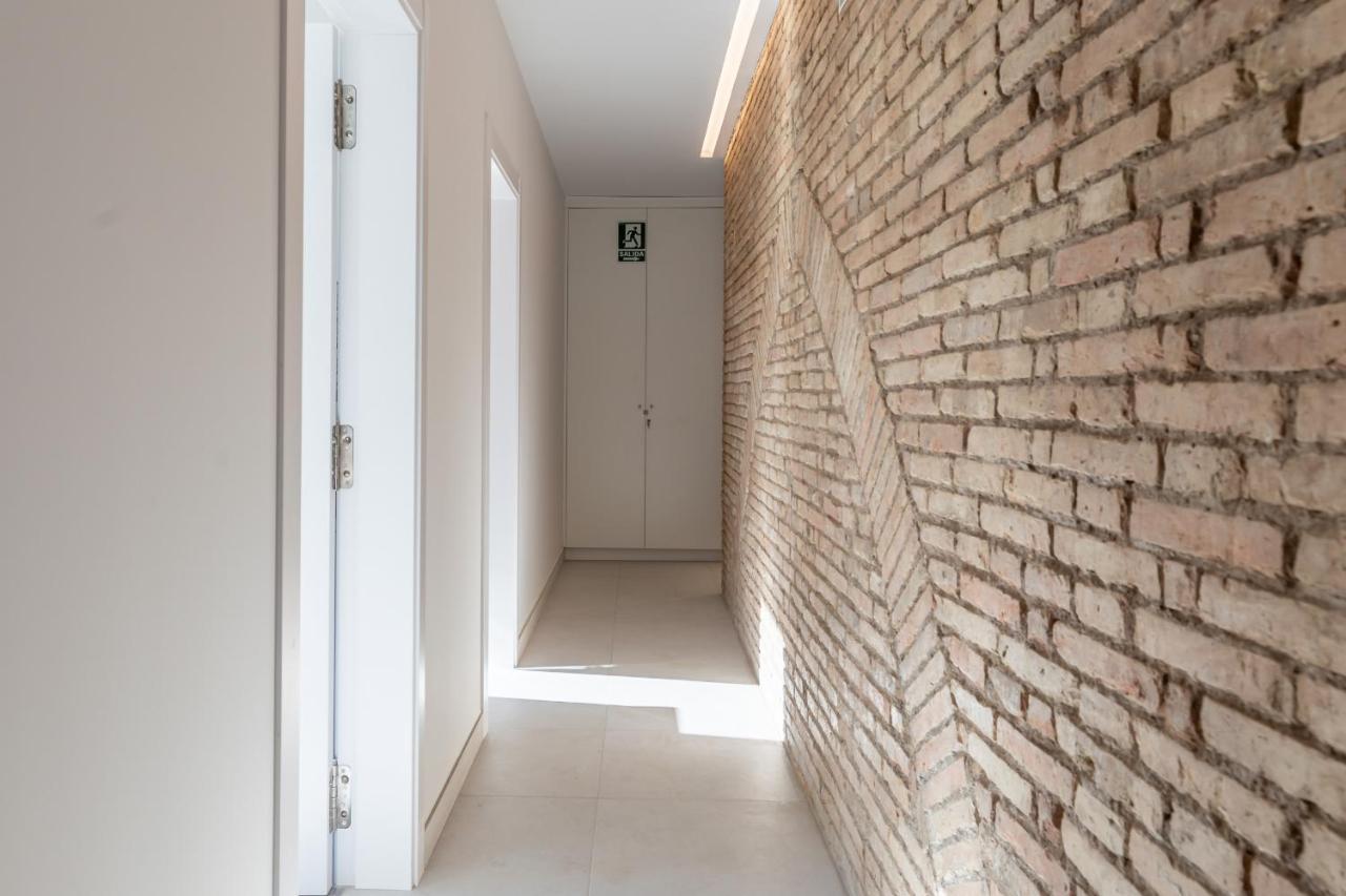 Apt With Antique Floor & Lots Of Sun Light Valencia Bagian luar foto