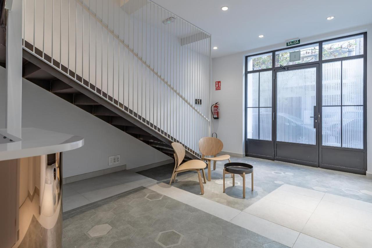 Apt With Antique Floor & Lots Of Sun Light Valencia Bagian luar foto